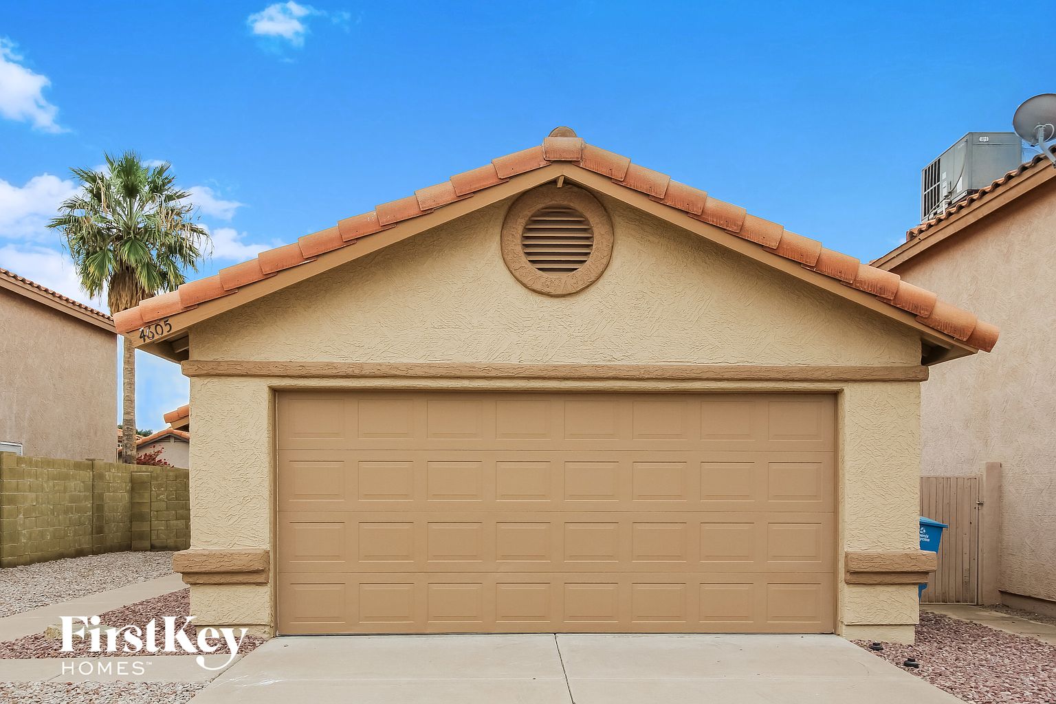 4605 E Grovers Ave Phoenix, AZ 85032 photo 2