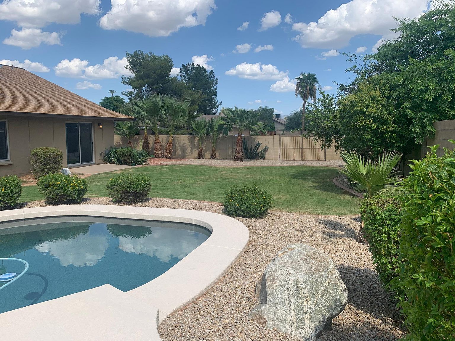 5227 E Tierra Buena Ln photo 3