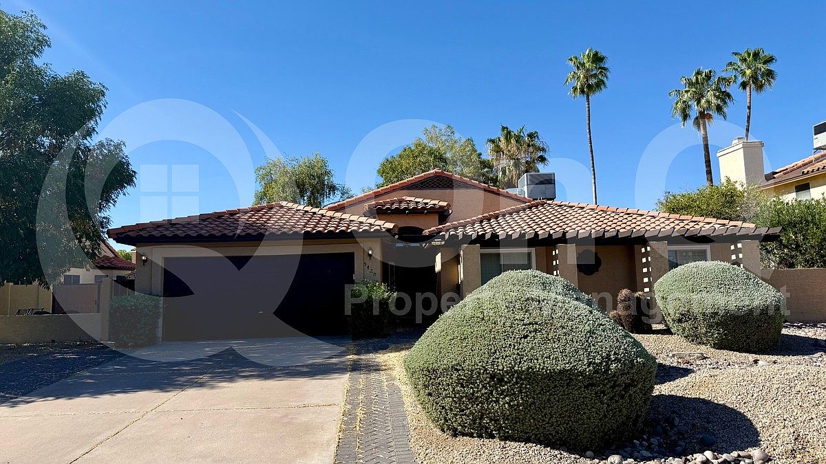 5420 E Paradise Ln Scottsdale, AZ 85254 photo 3