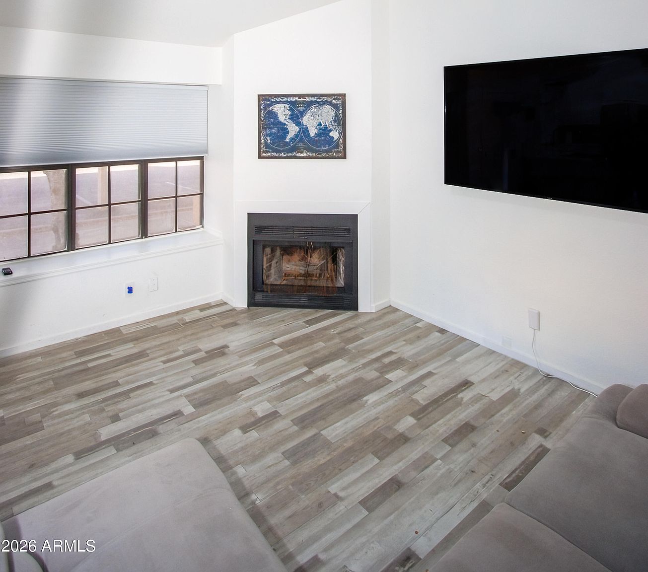 5704 E Aire Libre Ave photo 4
