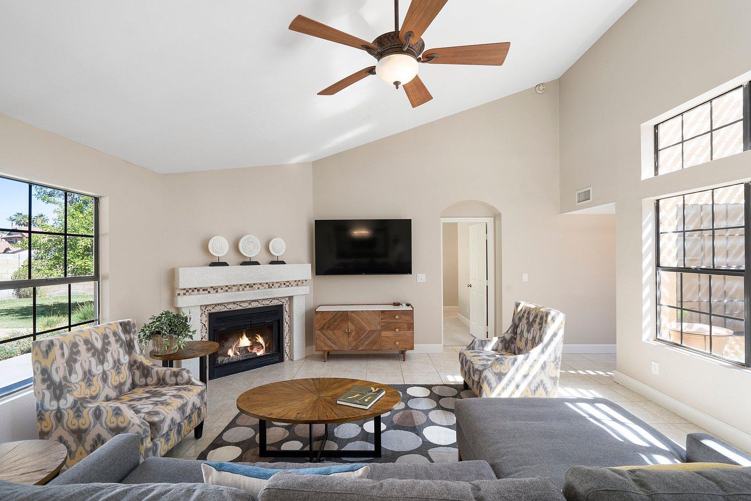 16023 N 58th Way photo 2