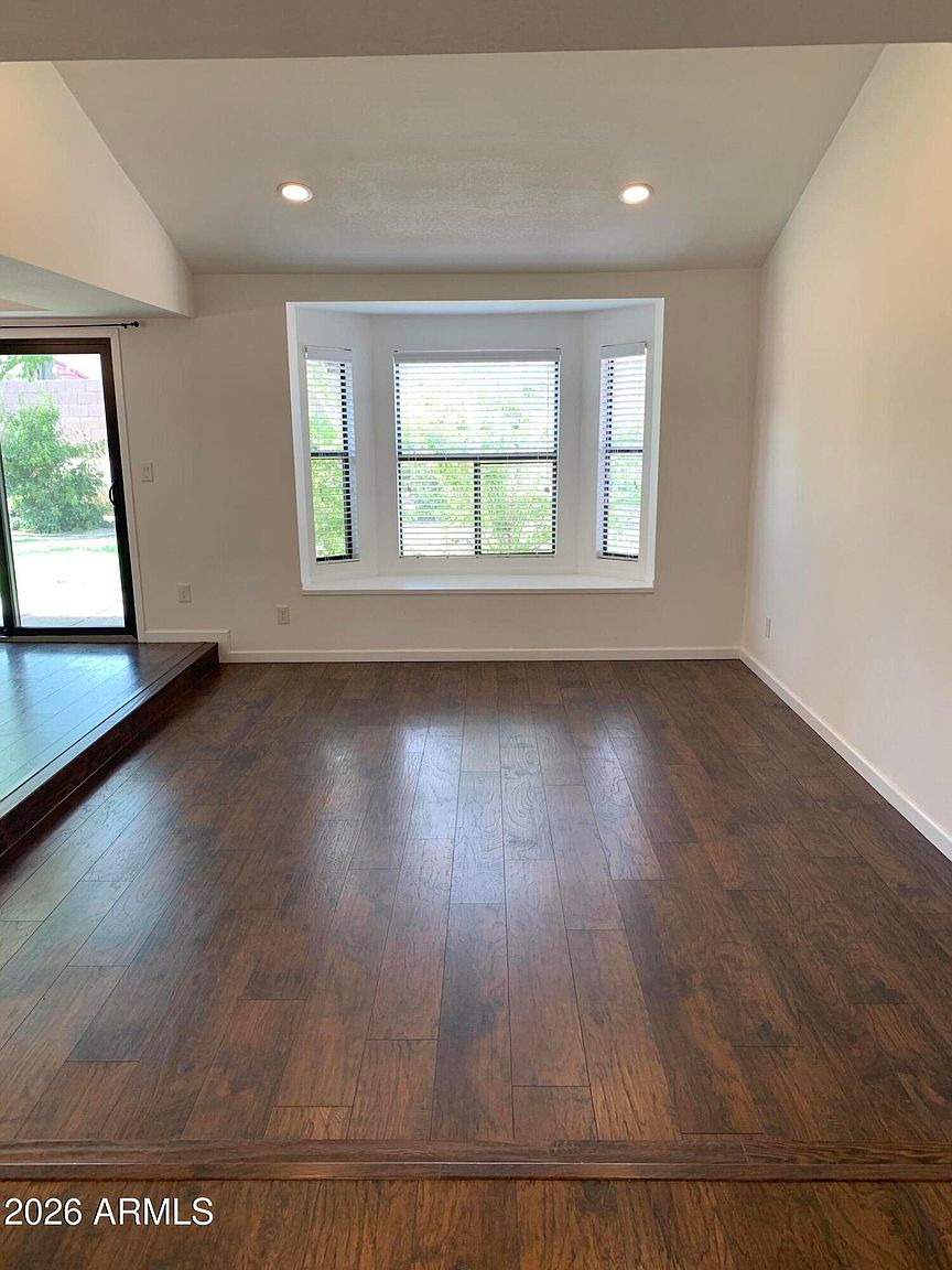 6614 E Sandra Terrace Scottsdale, AZ 85254 photo 5