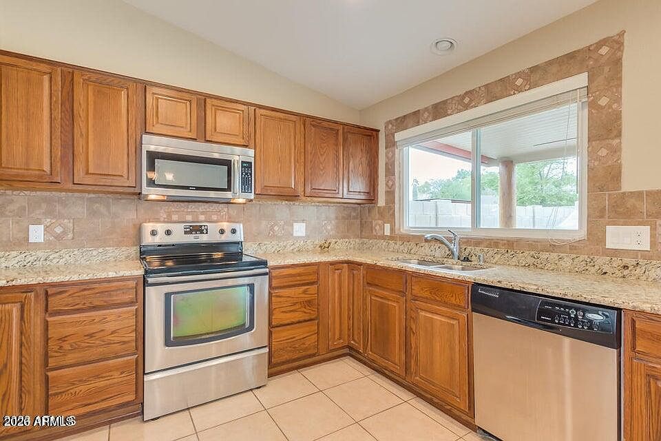 6808 E Sandra Ter photo 5