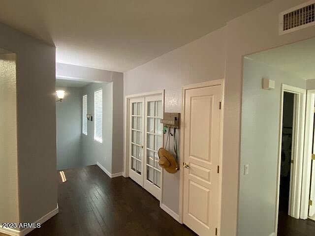 15221 N Clubgate Dr photo 2