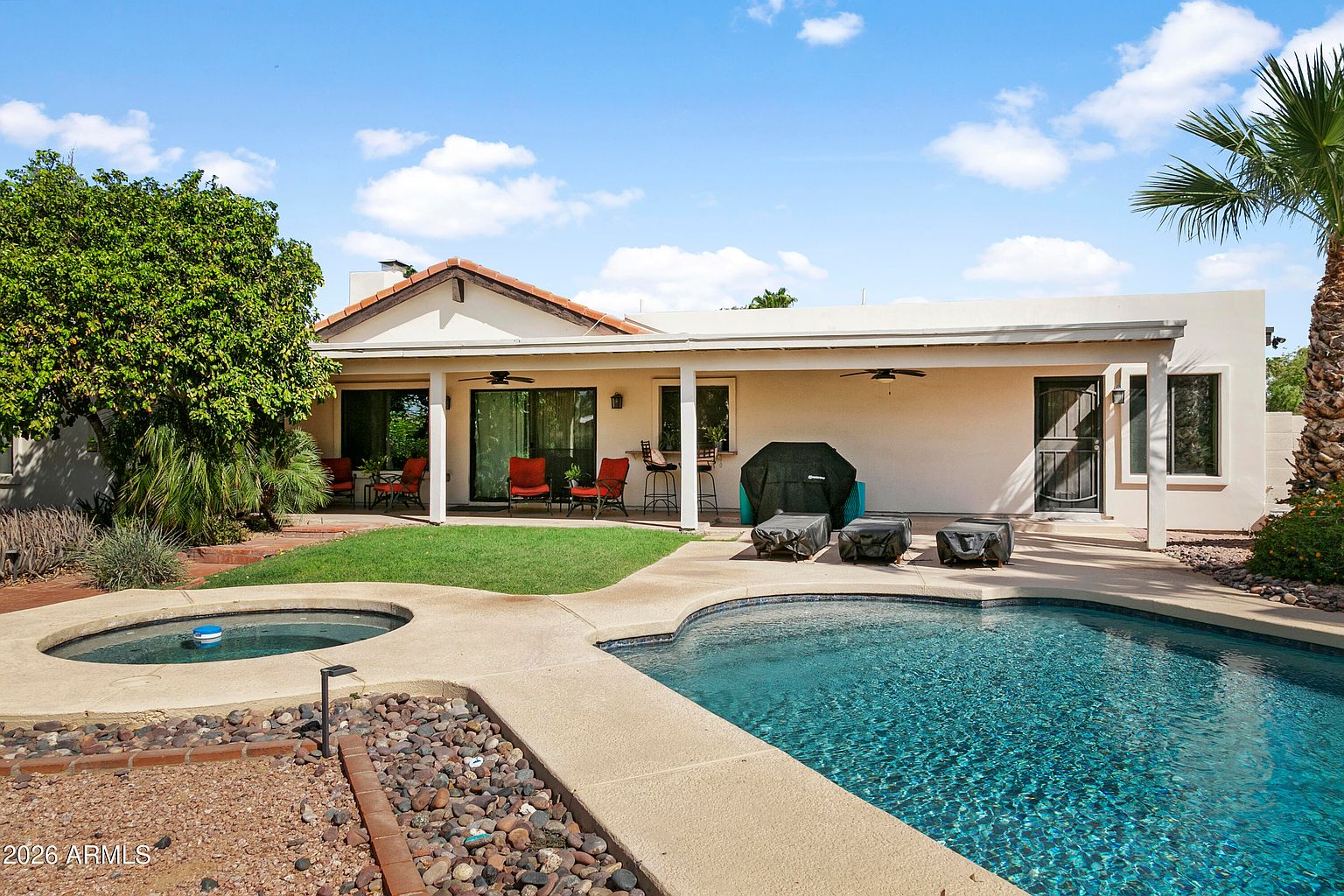 6031 E Ludlow Dr photo 4