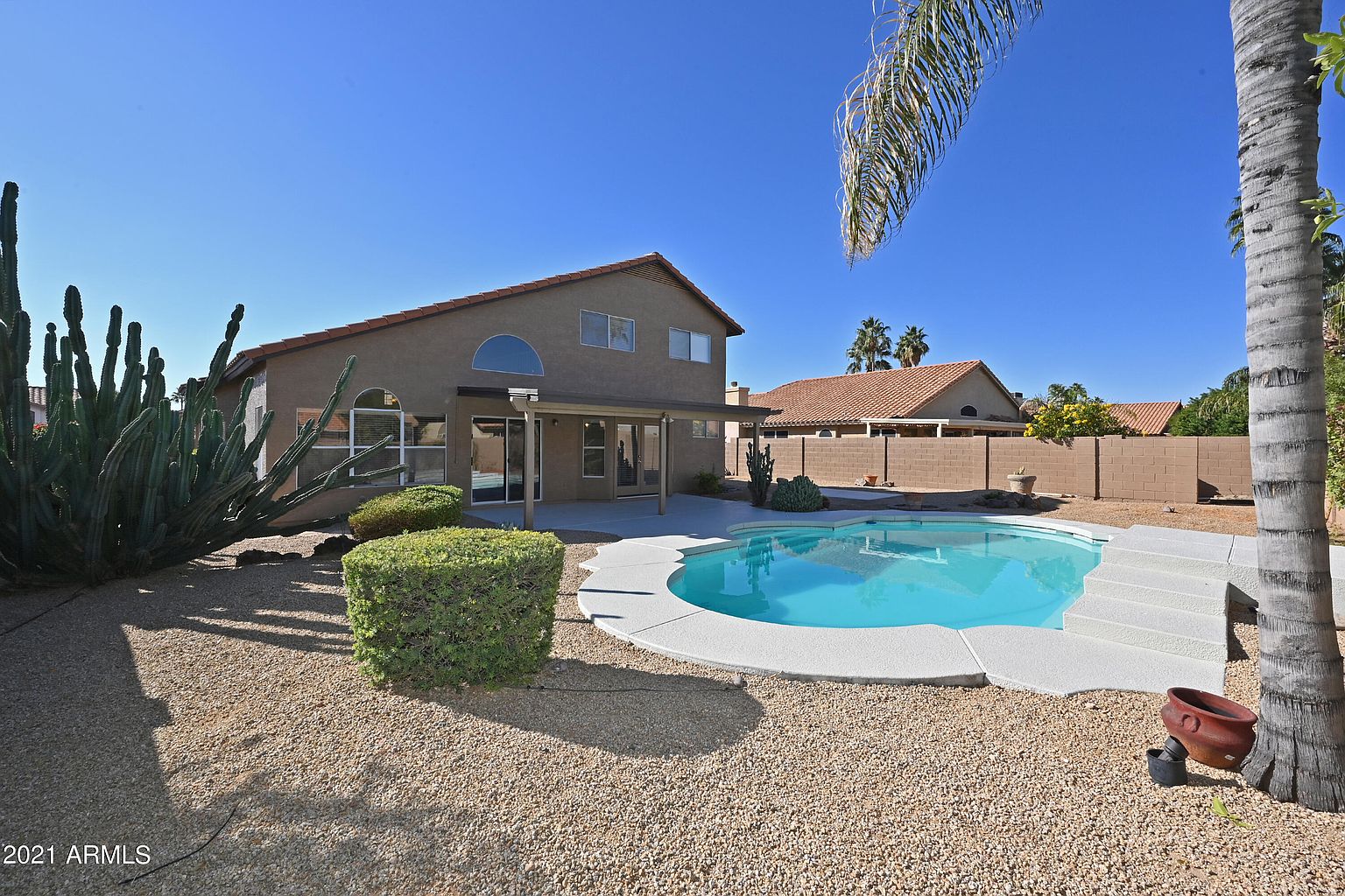5730 E Gelding Dr Scottsdale, AZ 85254 photo 2