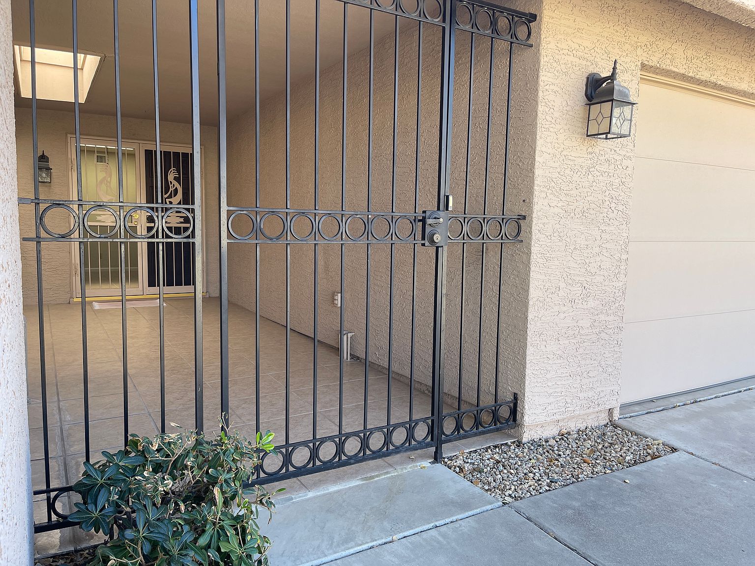 6317 E Aire Libre Ln photo 2