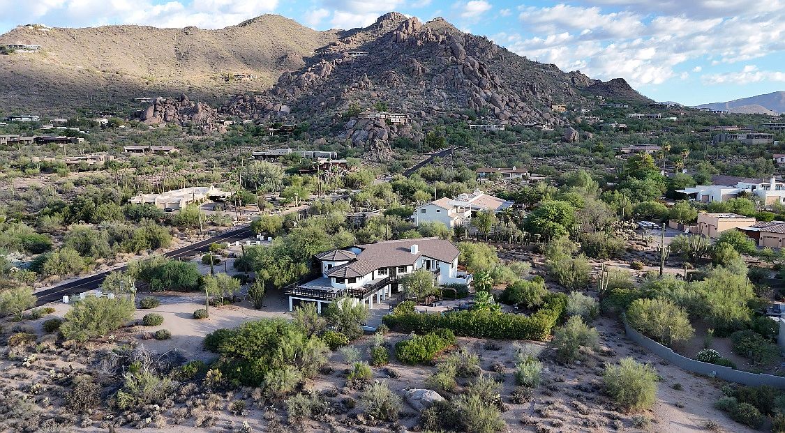 6831 E Stagecoach Pass Carefree, AZ 85377 photo 2