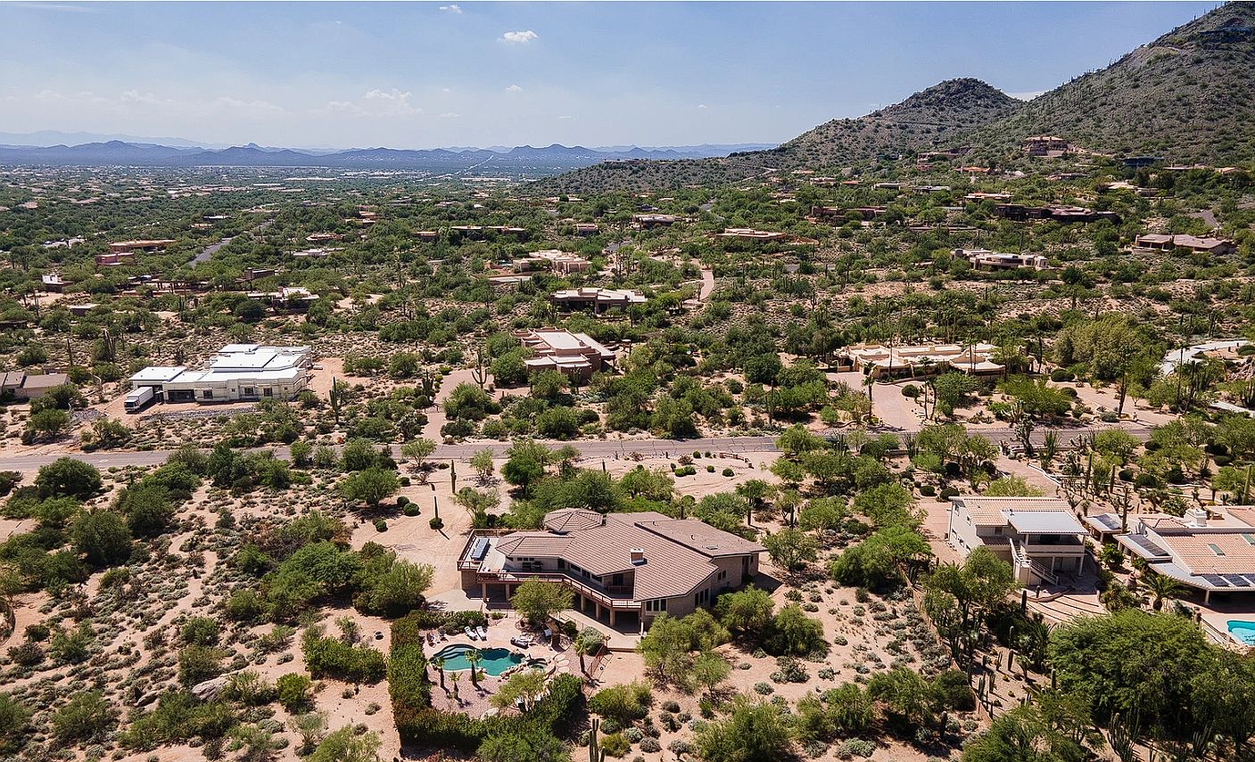 6831 E Stagecoach Pass Carefree, AZ 85377 photo 5