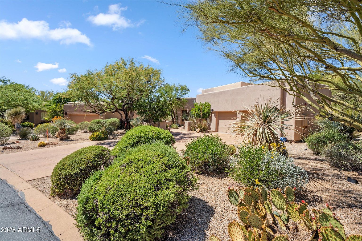 7466 E High Point Dr Scottsdale, AZ 85266 photo 3