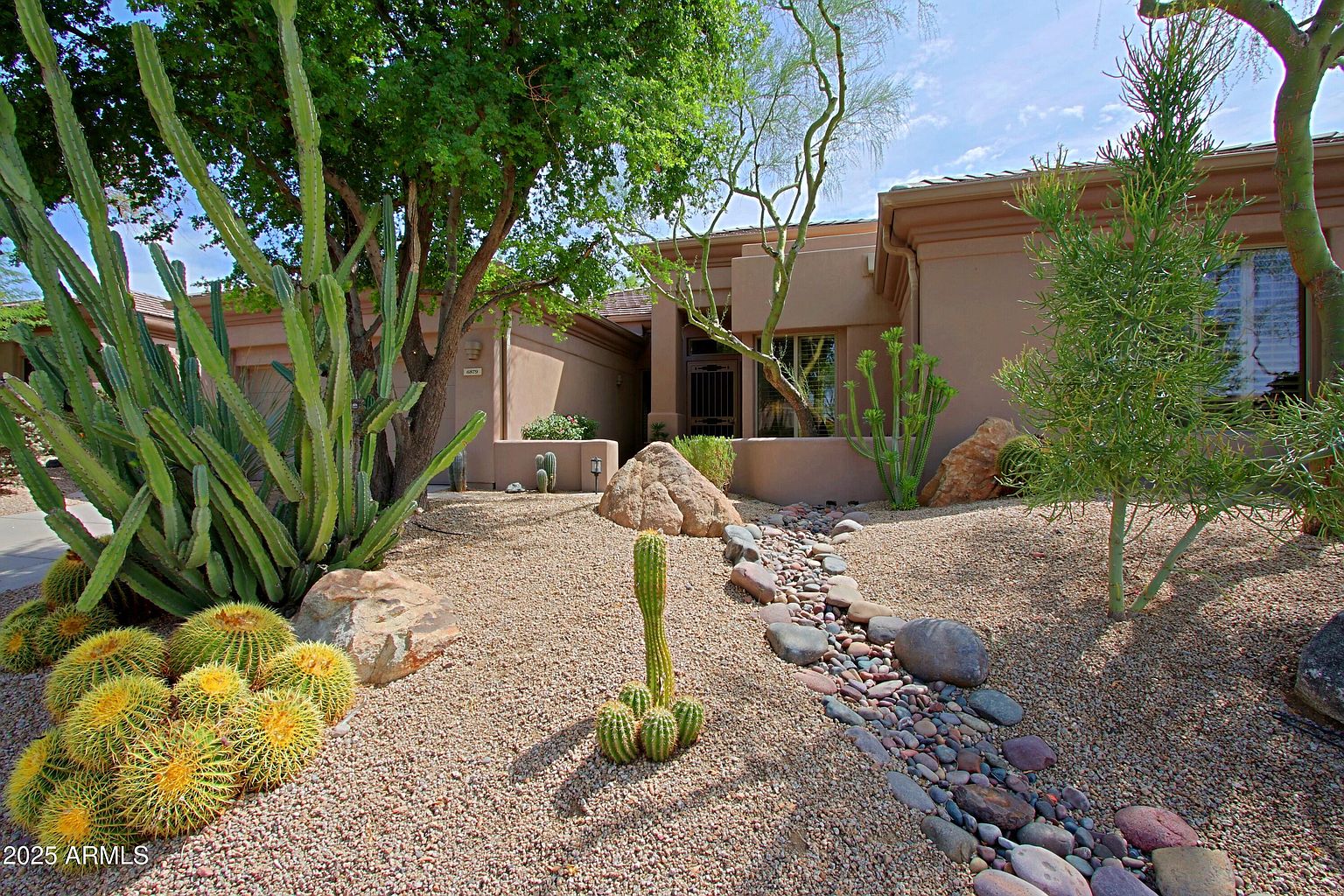6879 E AMBER SUN Drive photo 2