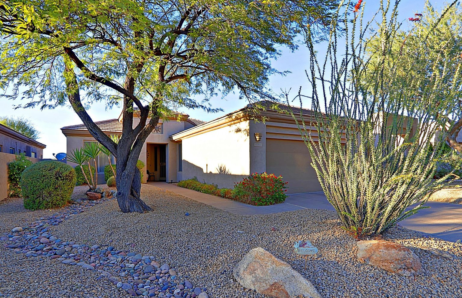 32764 N 69th St Scottsdale, AZ 85266 photo 4