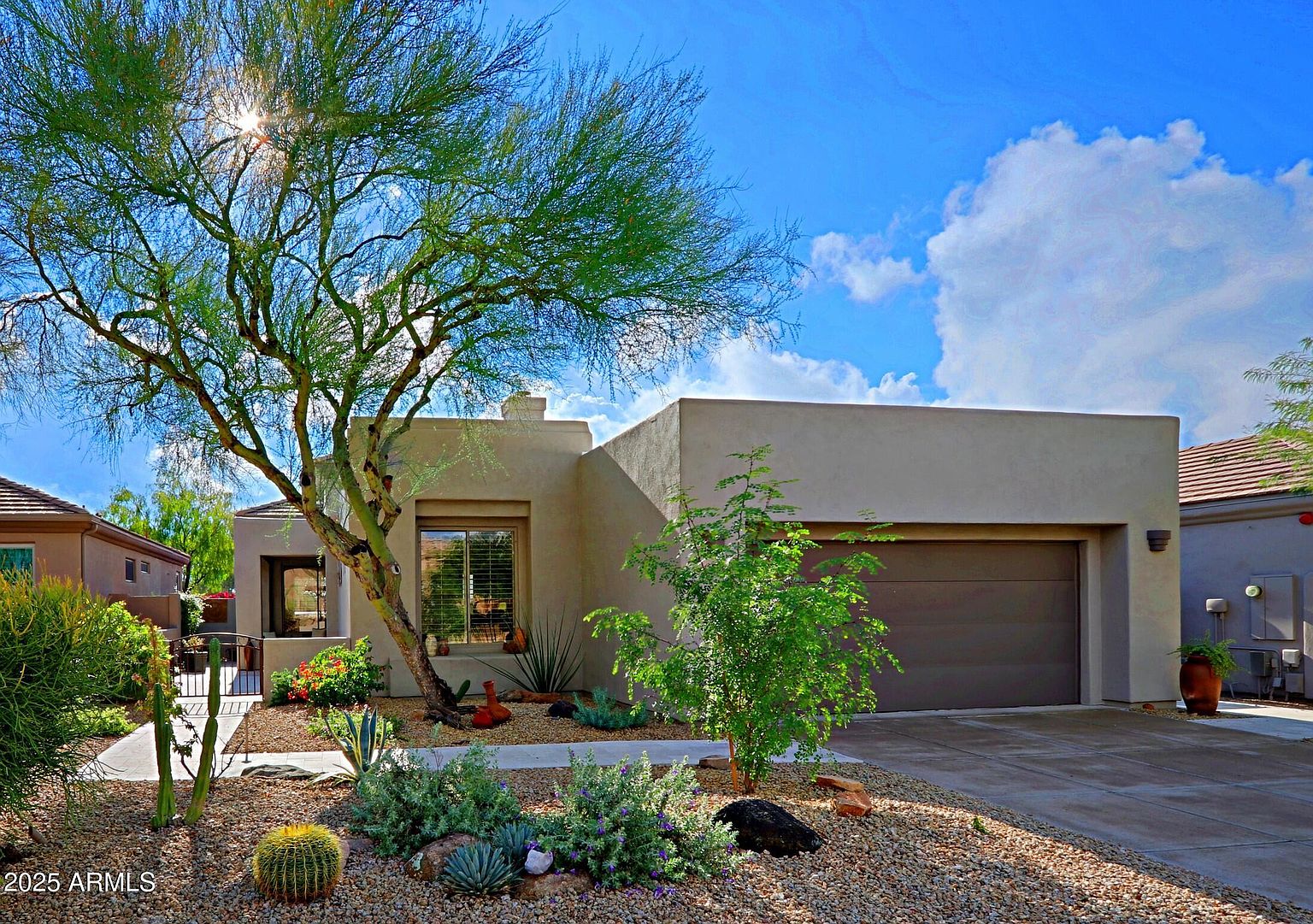 6939 E Bramble Berry Ln Scottsdale, AZ 85266 photo 2