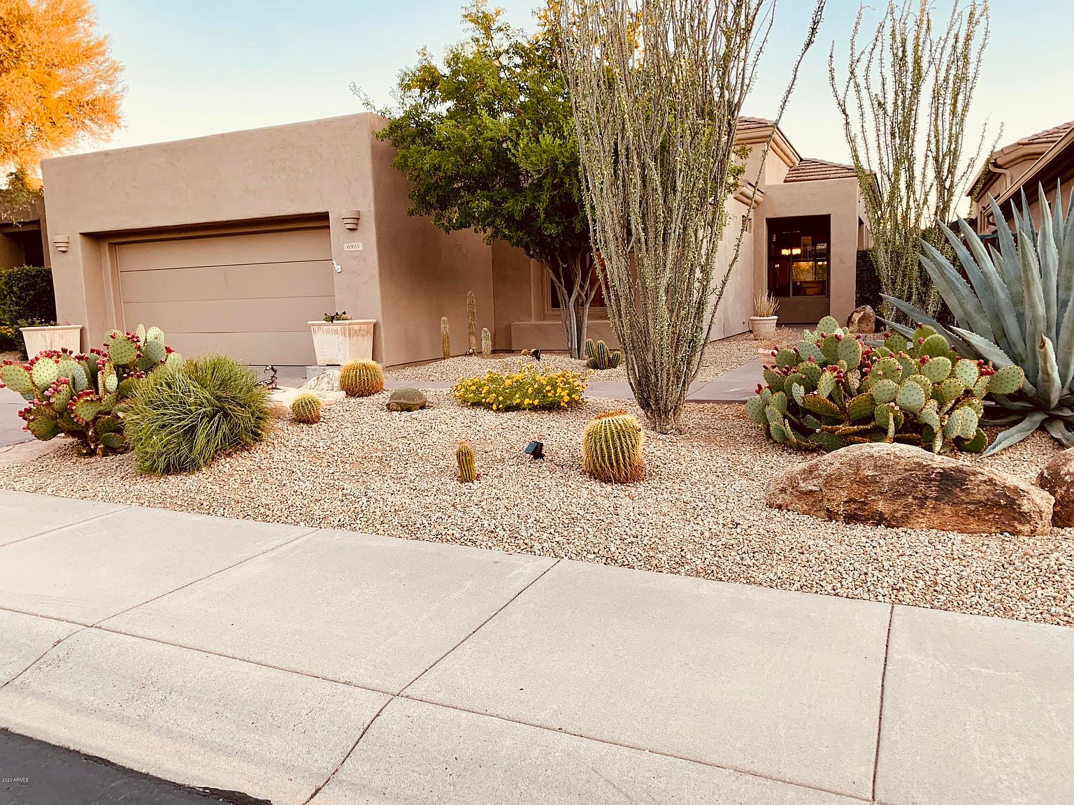 6925 E Sienna Bouquet Pl Scottsdale, AZ 85266 photo 3