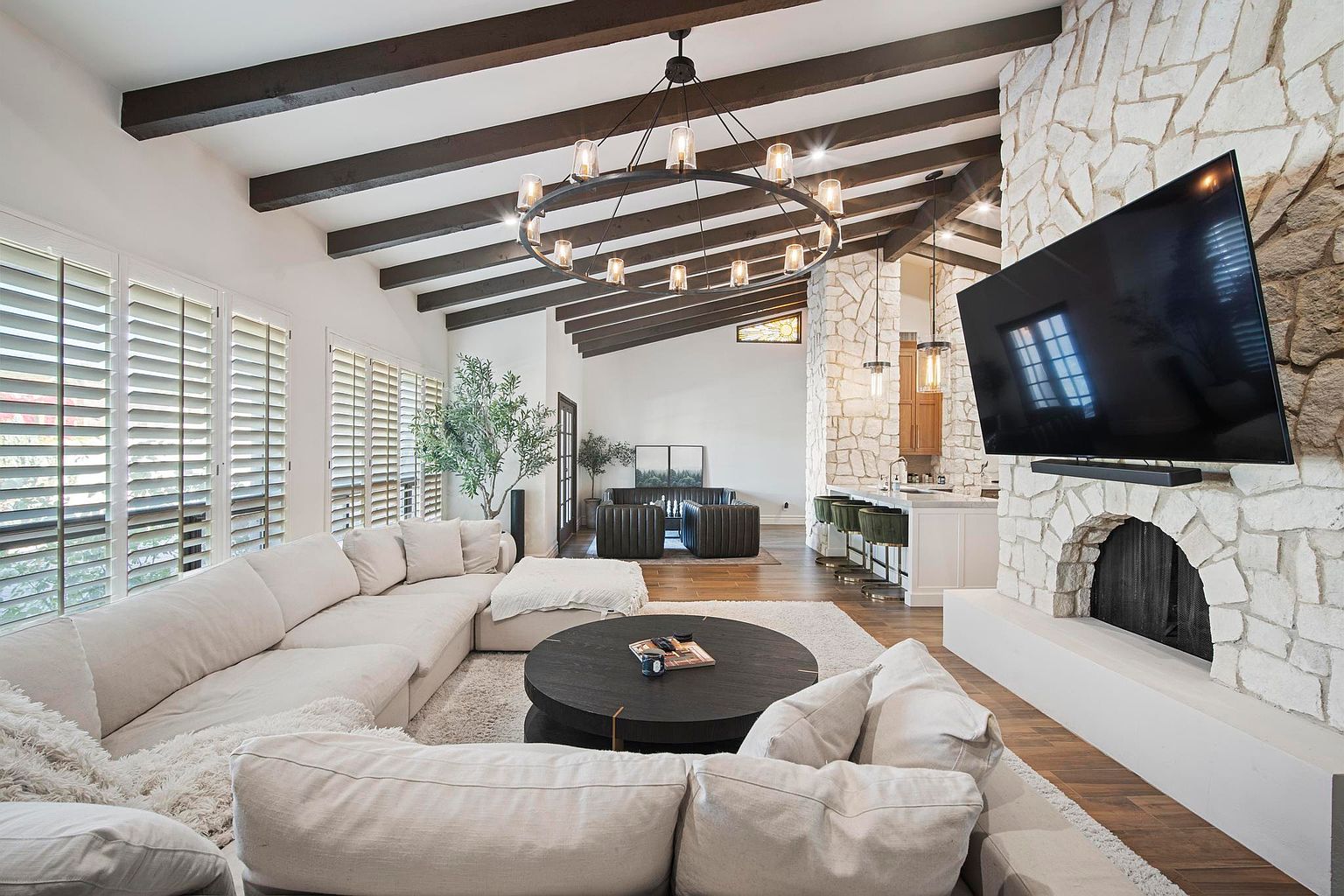 9401 E La Posada Cir photo 4