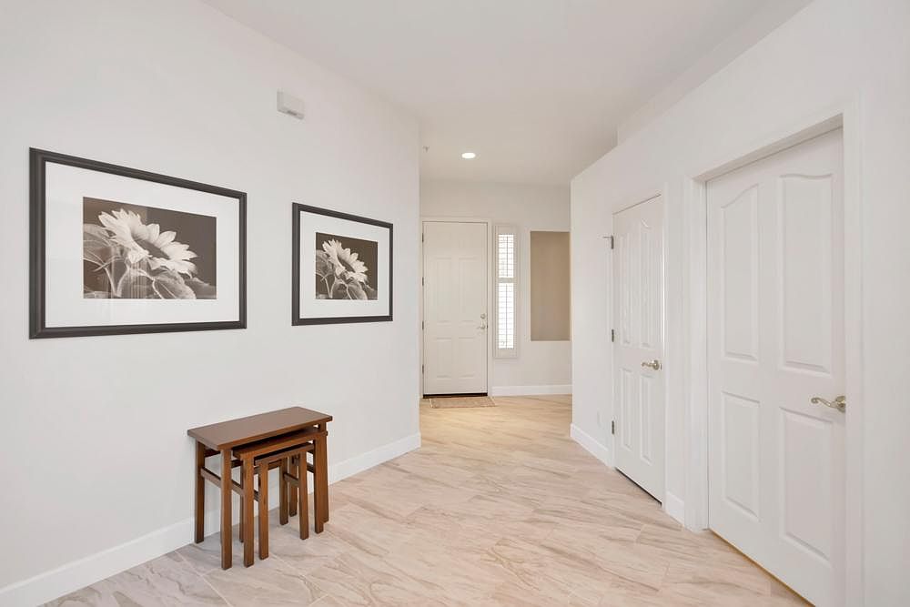 10304 E Penstamin Dr photo 3