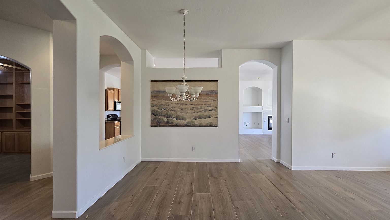 10335 E Rosemary Ln photo 3
