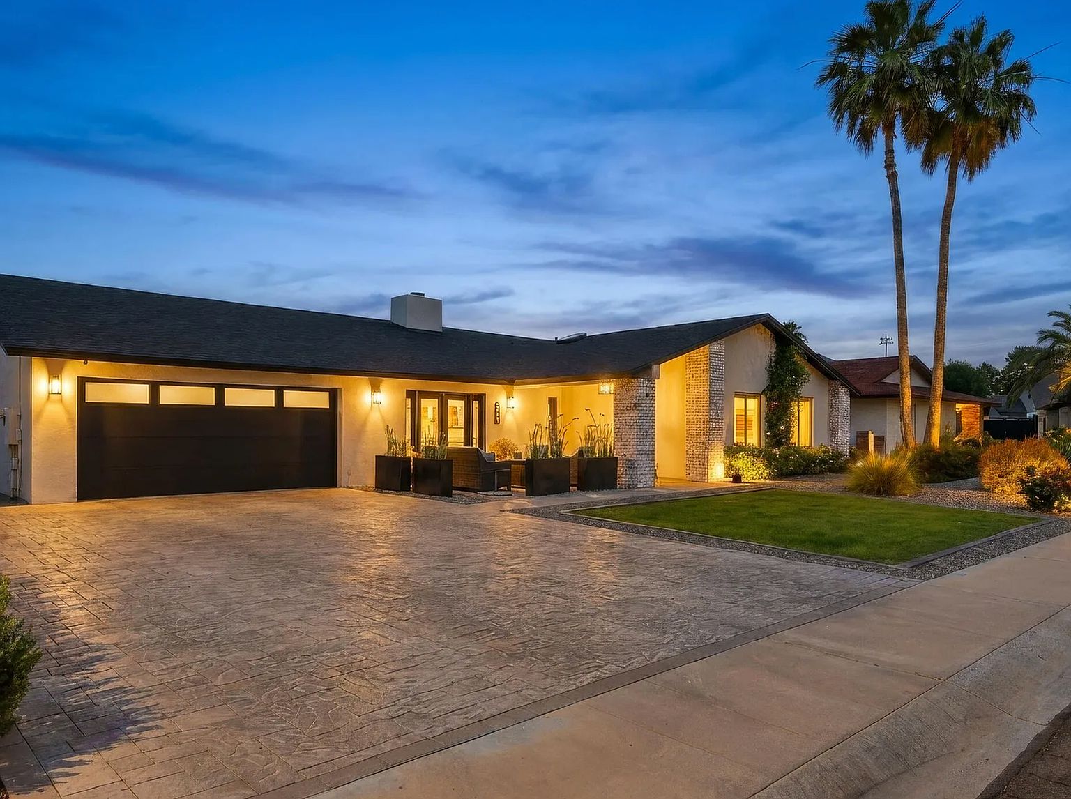 9062 E Sheena Dr photo 3