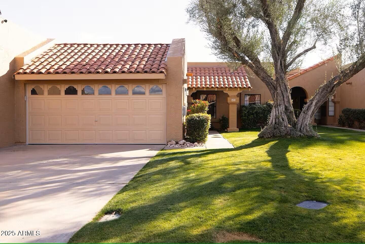 9073 E Evans Dr Scottsdale, AZ 85260 photo 4