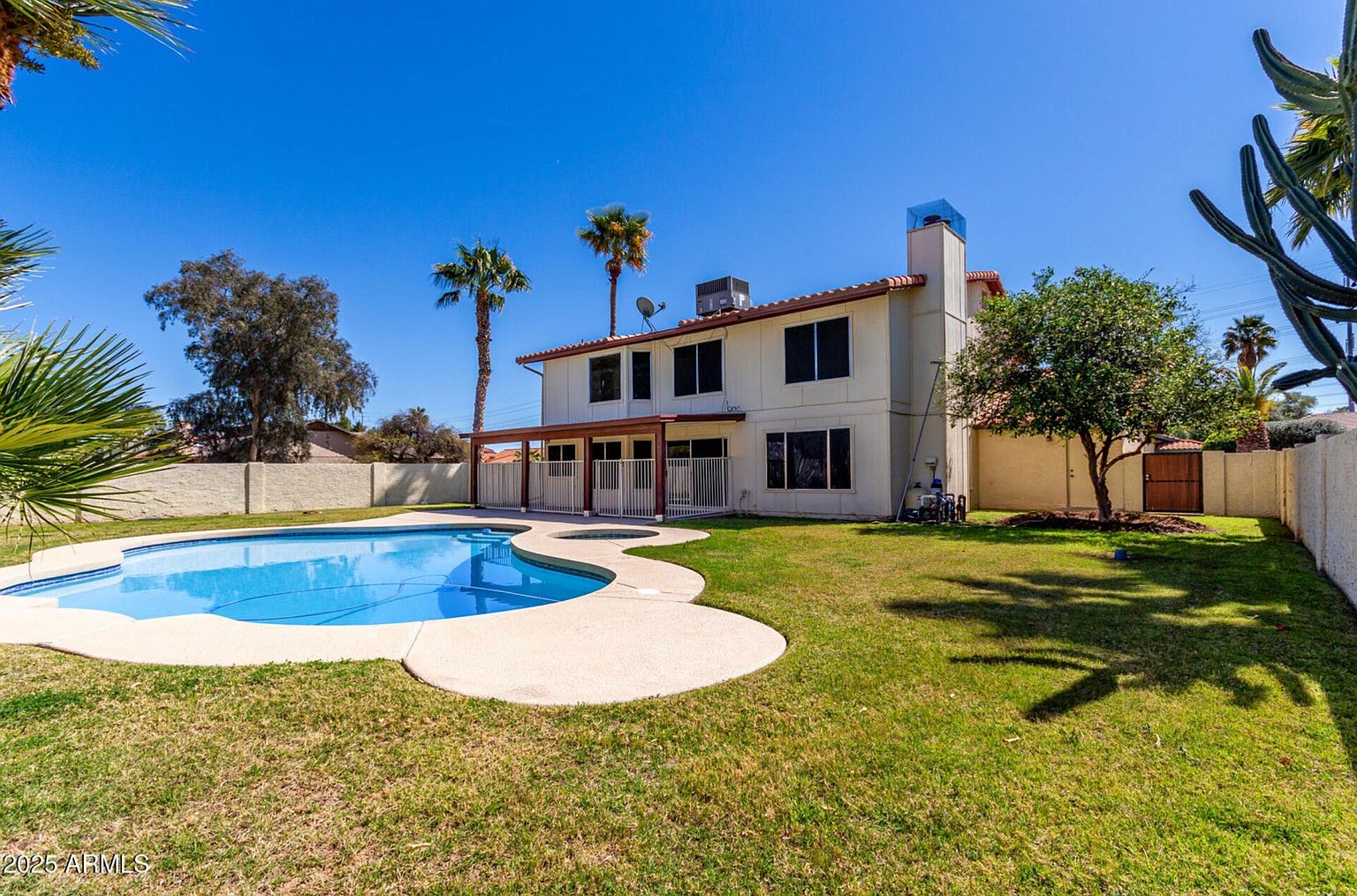 10090 E Becker Ln Scottsdale, AZ 85260 photo 2