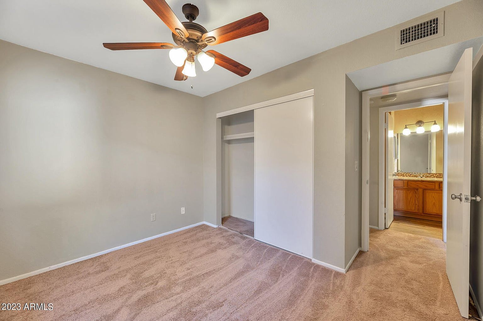 10720 E Mercer Ln photo 3
