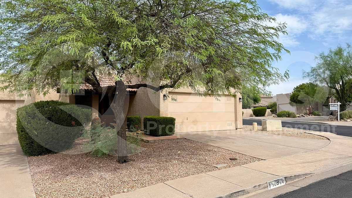 10944 N 117th Pl photo 4