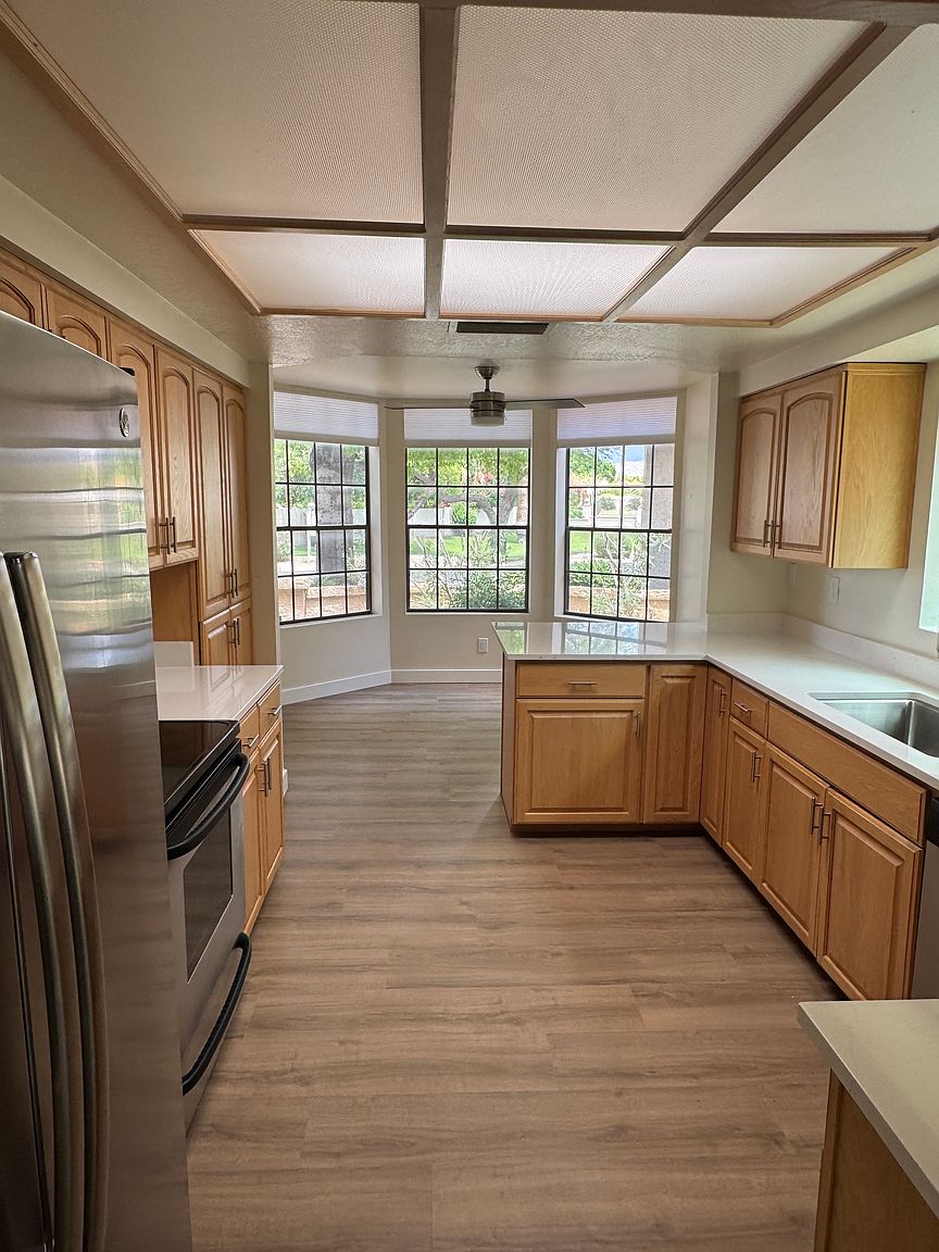 10551 E Fanfol Ln photo 3