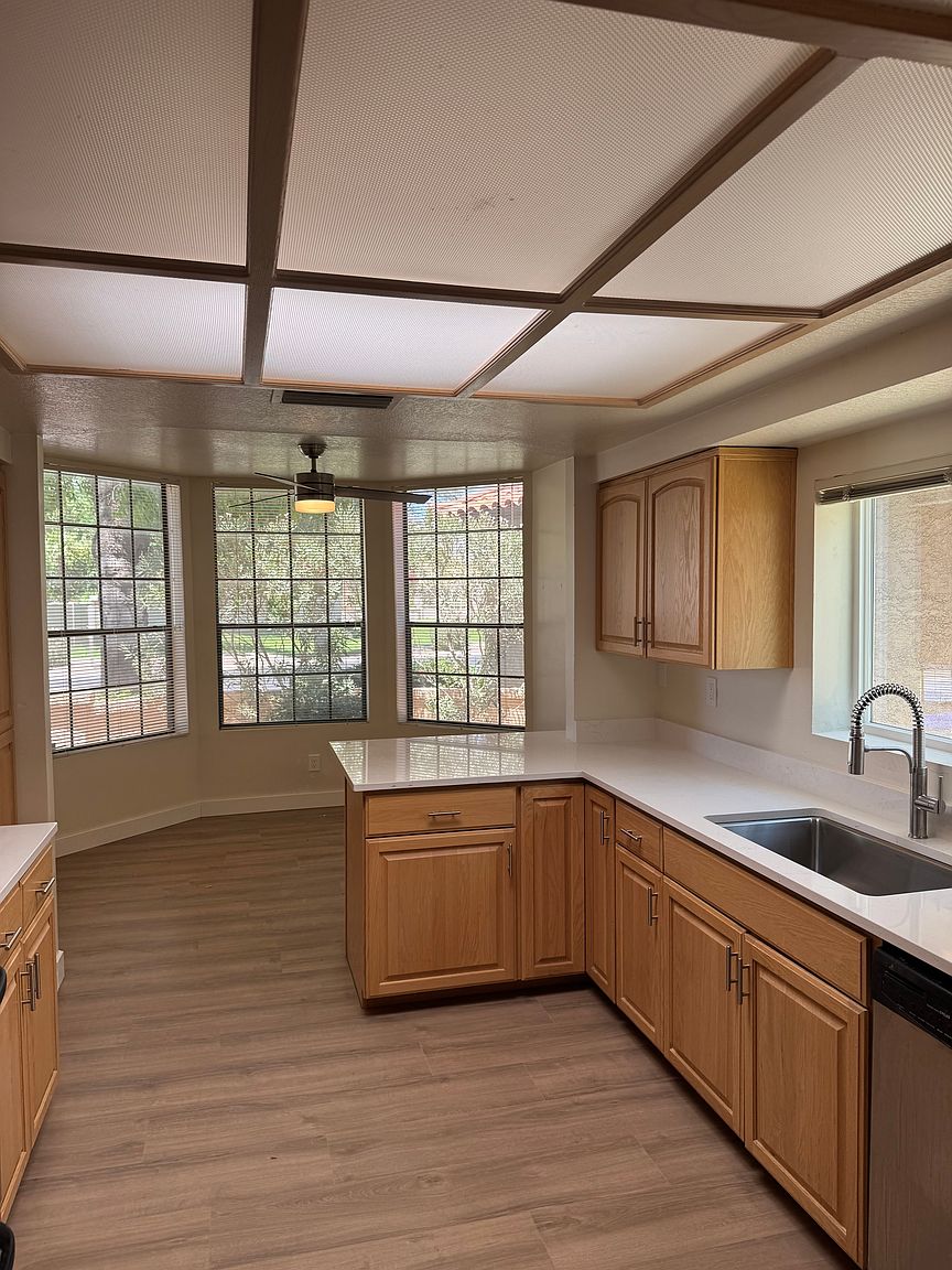 10551 E Fanfol Ln photo 2