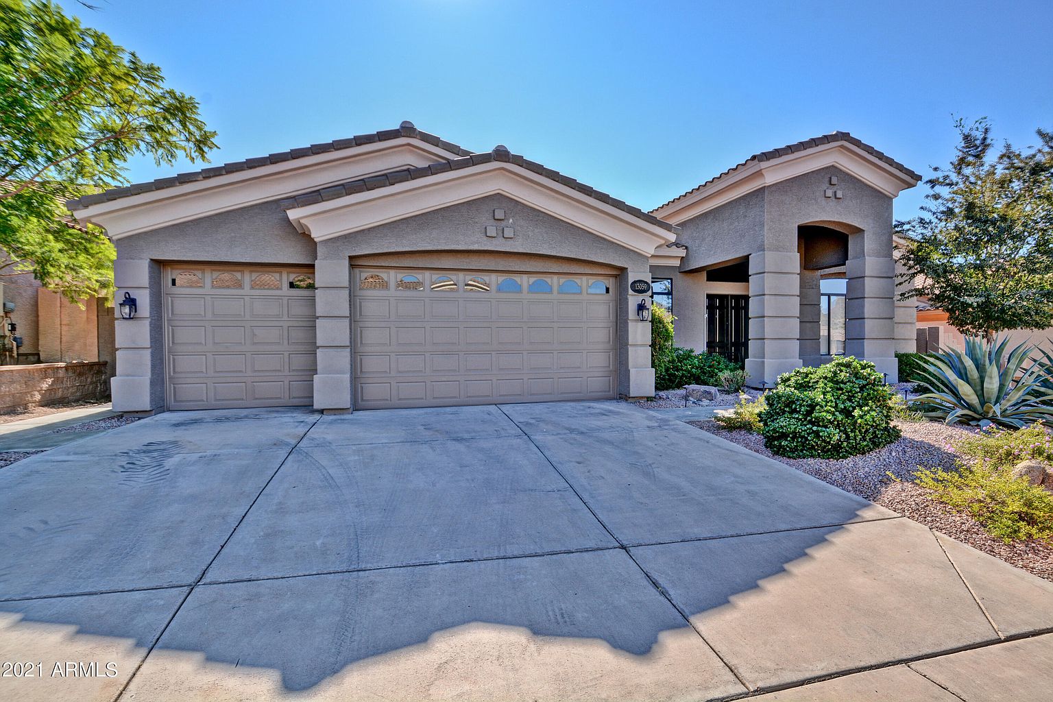 13059 E Poinsettia Dr