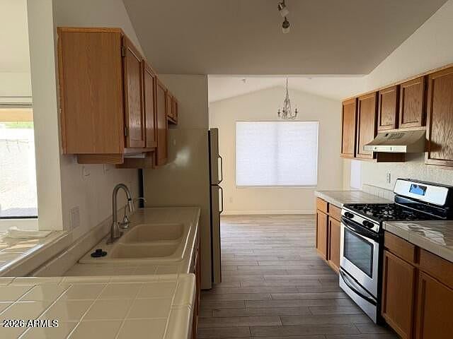 13715 N 103rd Way photo 4