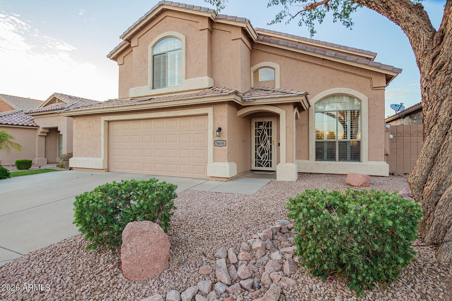 9696 E Sheena Dr Scottsdale, AZ 85260 photo 2