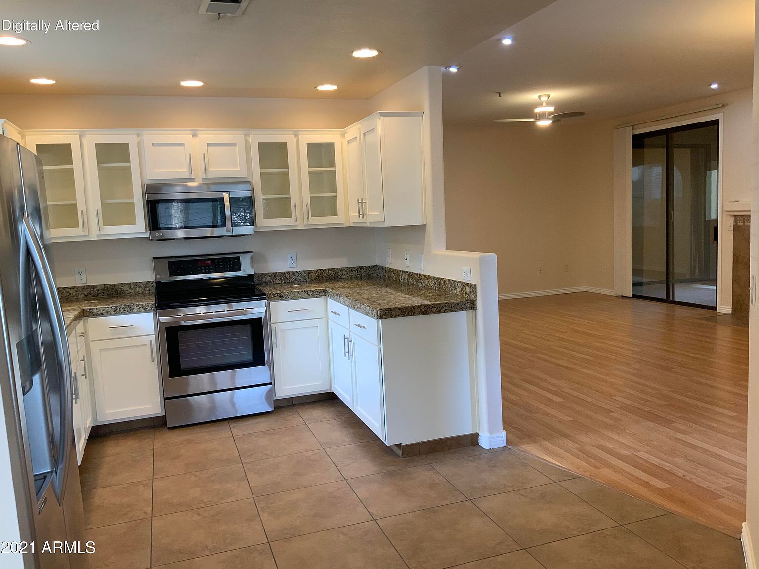 15252 N 100th St Scottsdale, AZ 85260 photo 2
