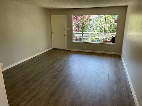 1356 Lincoln Ave unit 4 photo 5