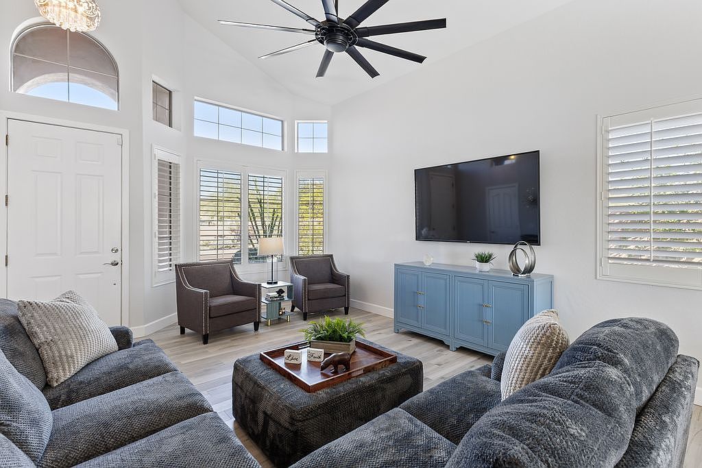 10353 E Karen Dr photo 3