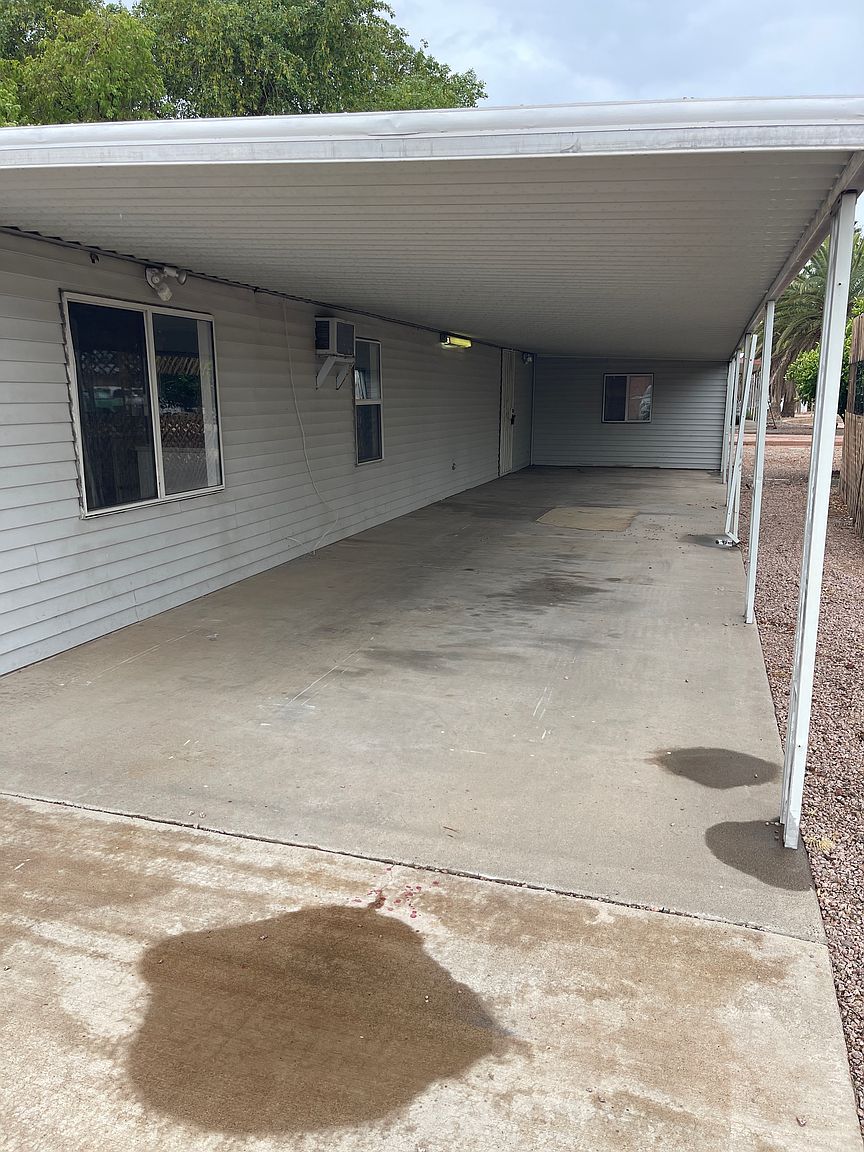 Mobile Home 3 Beds 2 Baths photo 4