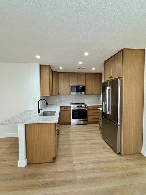 446 S 86th Pl photo 4