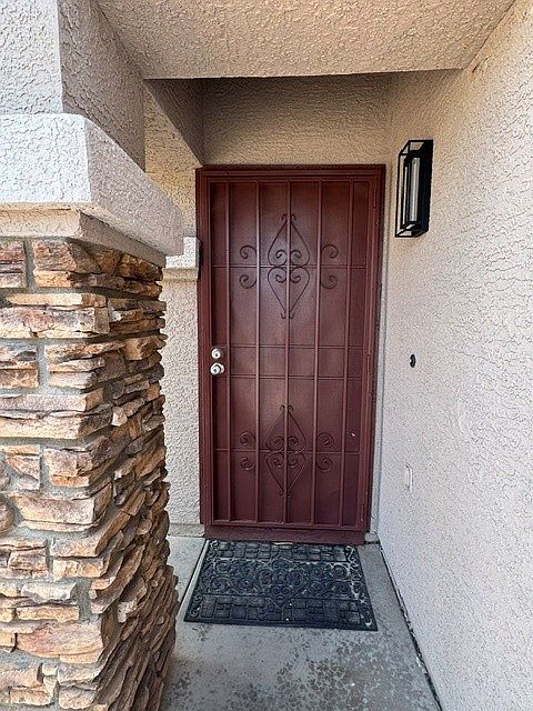 446 S 86th Pl photo 3