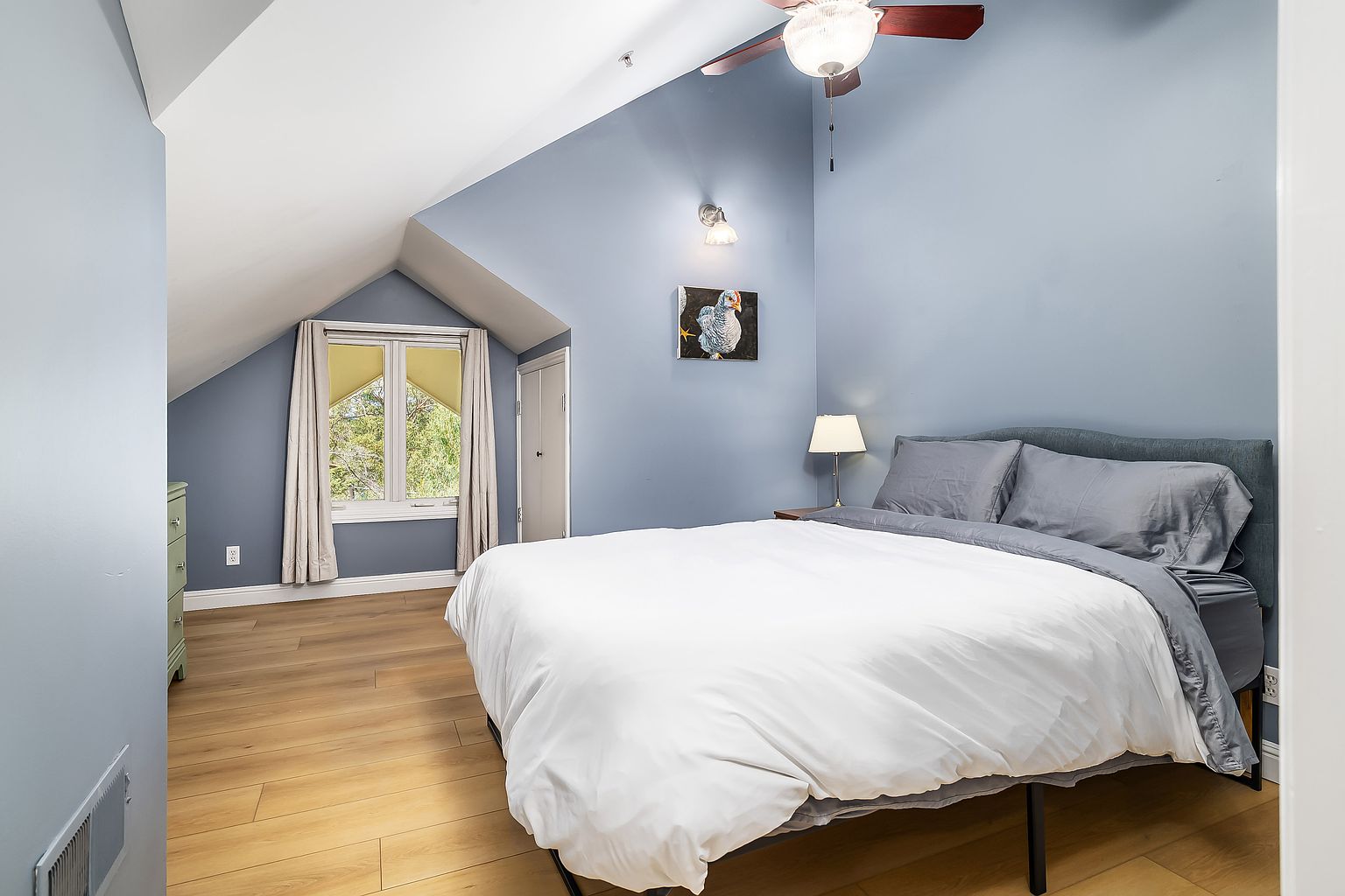 110 Altena St photo 5