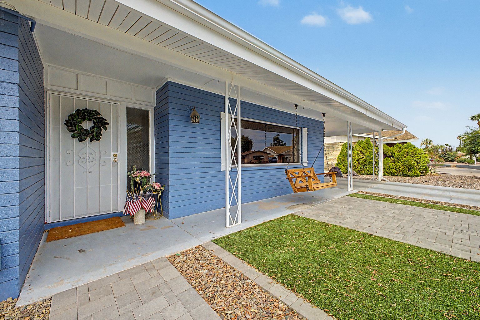 1002 S Longwood Loop photo 5