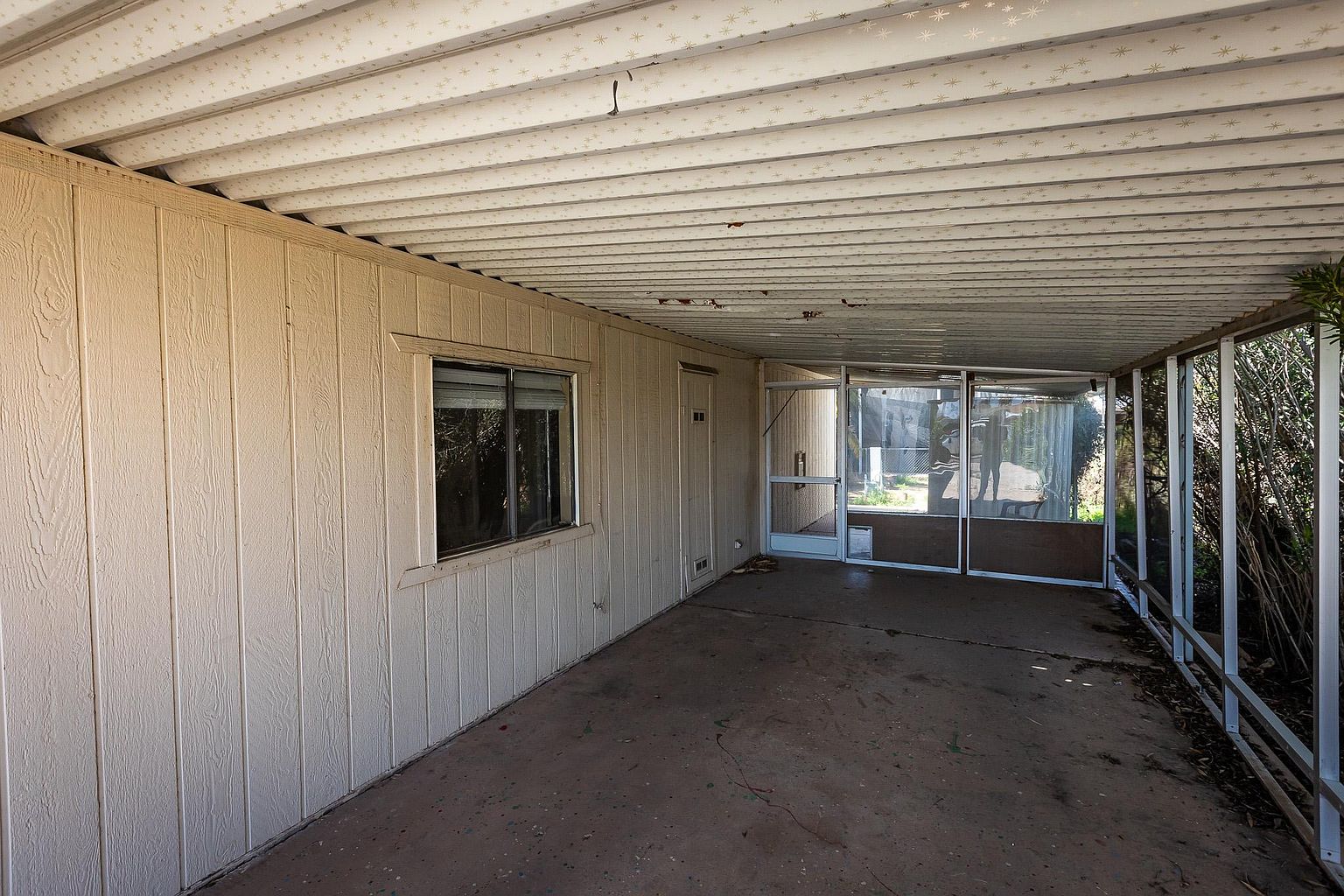 1808 S Sossaman Rd photo 4