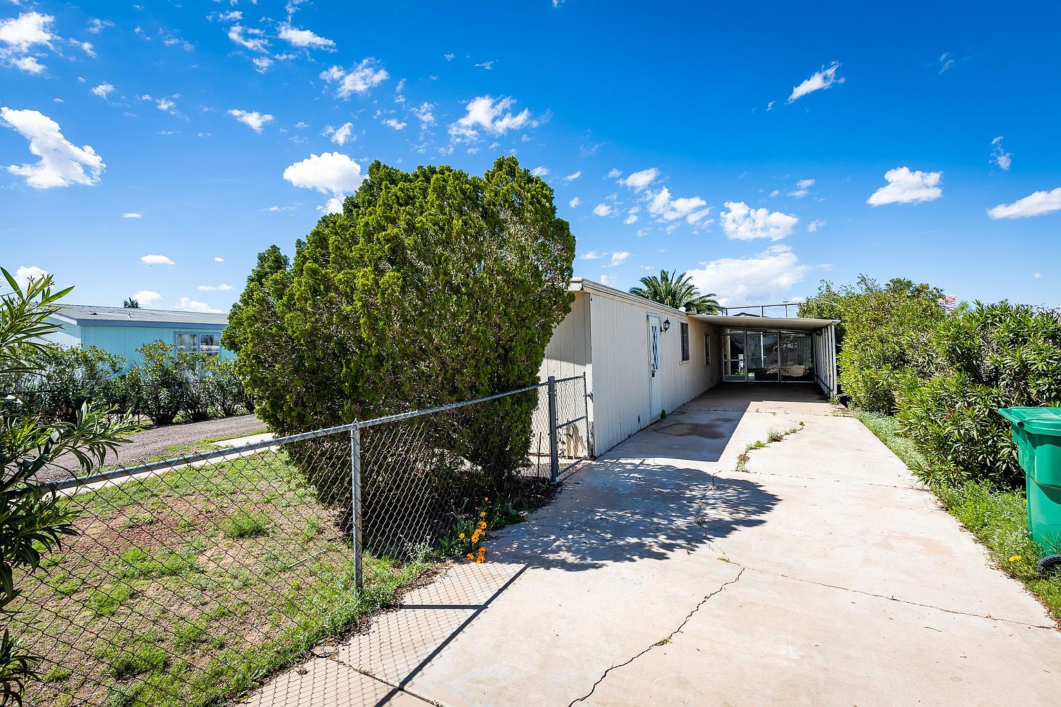 1808 S Sossaman Rd photo 2