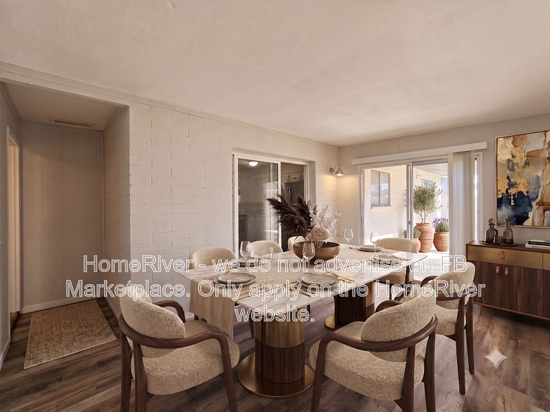 512 S 75th Pl photo 5