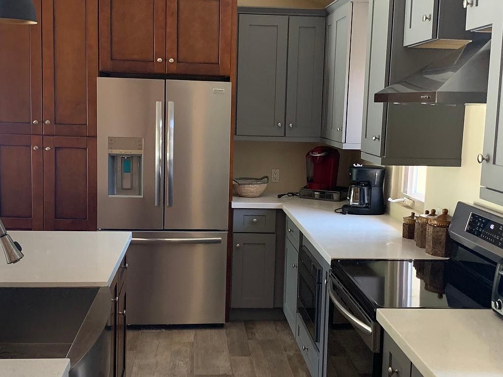 26045 N Bravo Ln photo 2