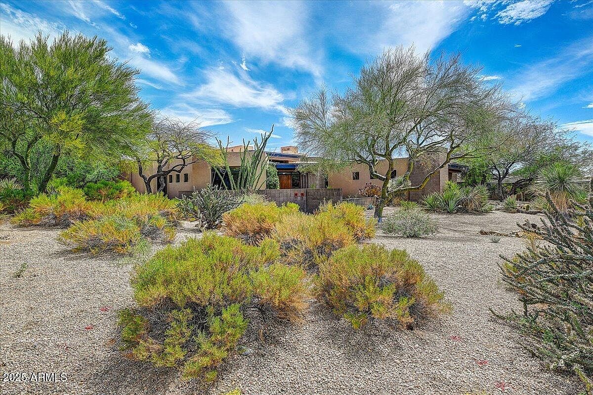10687 E Fernwood Ln Scottsdale, AZ 85262 photo 2