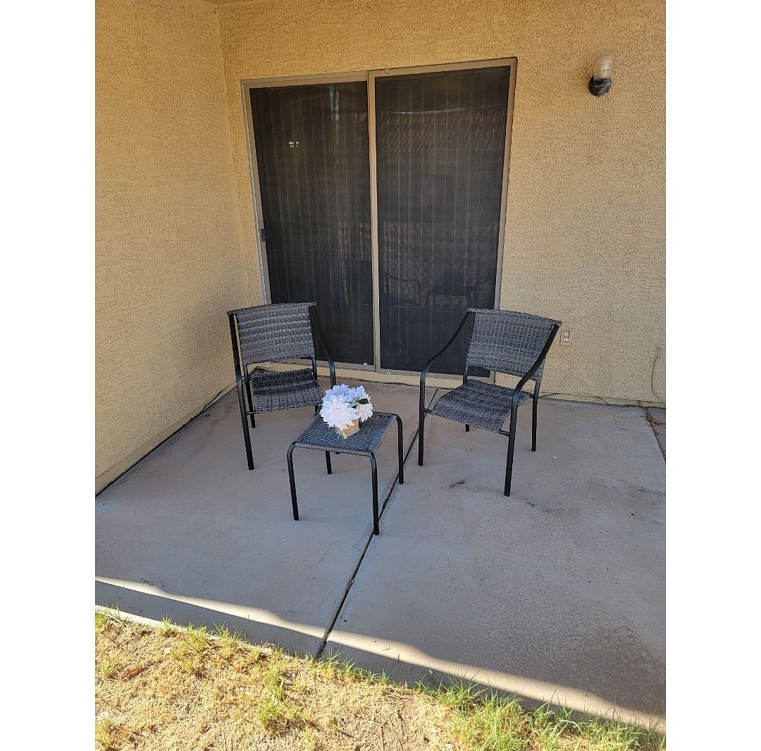 10507 E Arcadia Ave photo 3