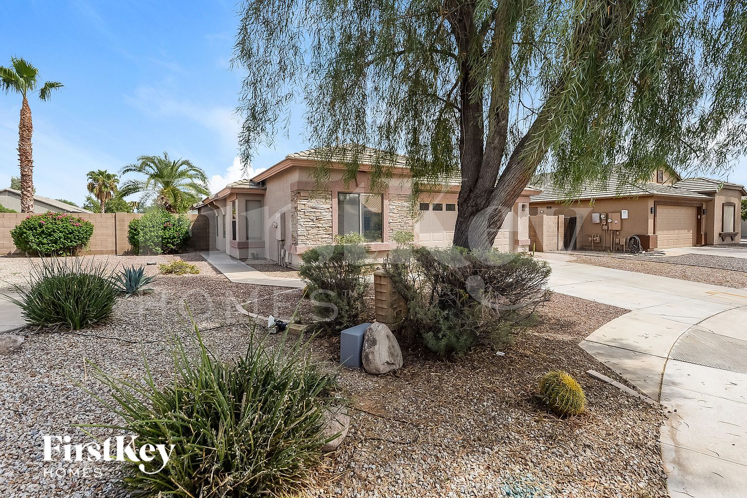 653 S Parkwood Mesa, AZ 85208 photo 2