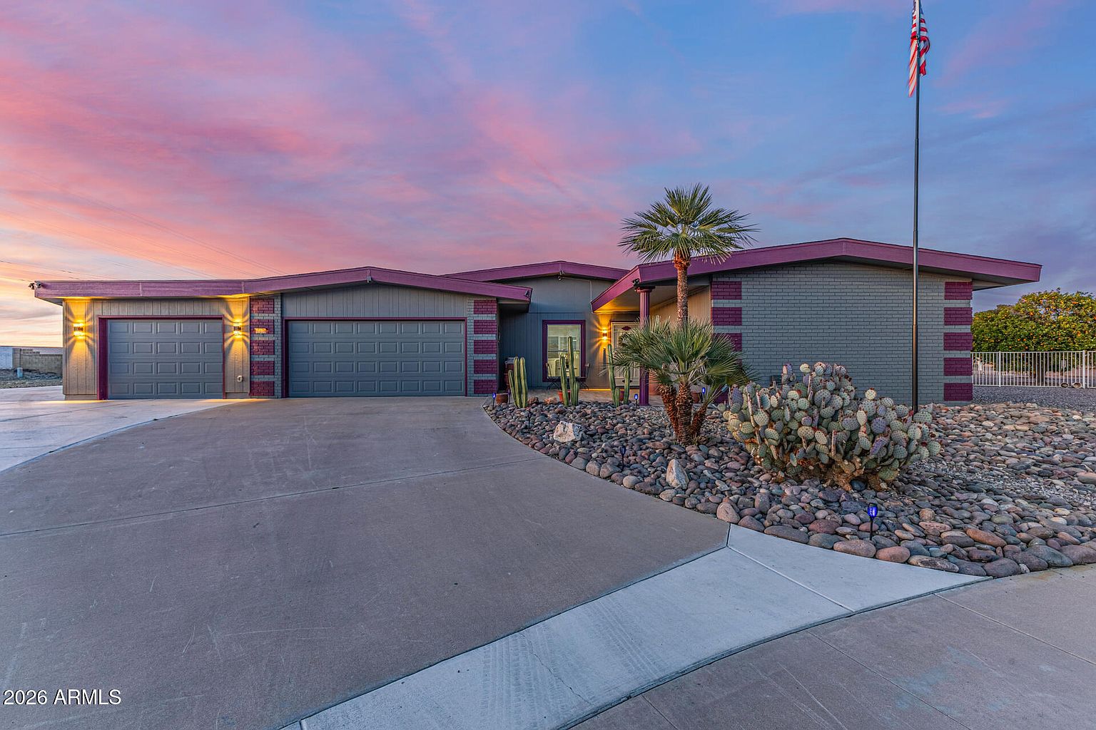 11210 W Pueblo Ct Sun City, AZ 85373 photo 2