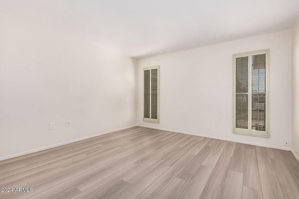 10641 W Boswell Blvd Sun City, AZ 85373 photo 5