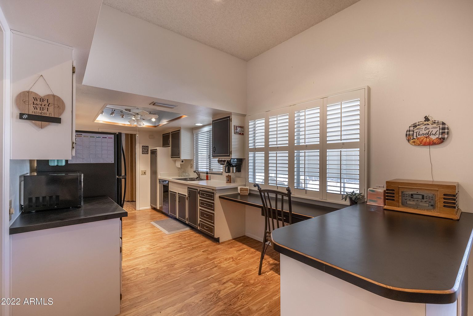 10638 W Sequoia Dr Sun City, AZ 85373 photo 4