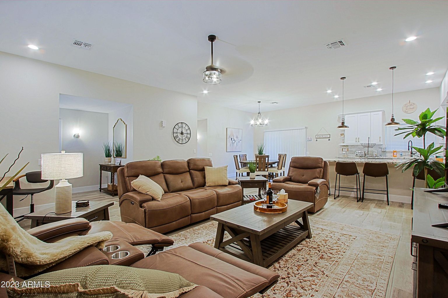 10901 W Sequoia Dr Sun City, AZ 85373 photo 2